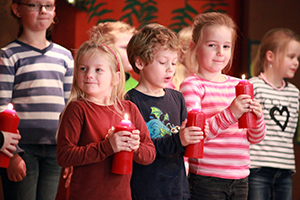 Weihnachten Schule Musical Das Mädchen mit den Schwefelhölzchen